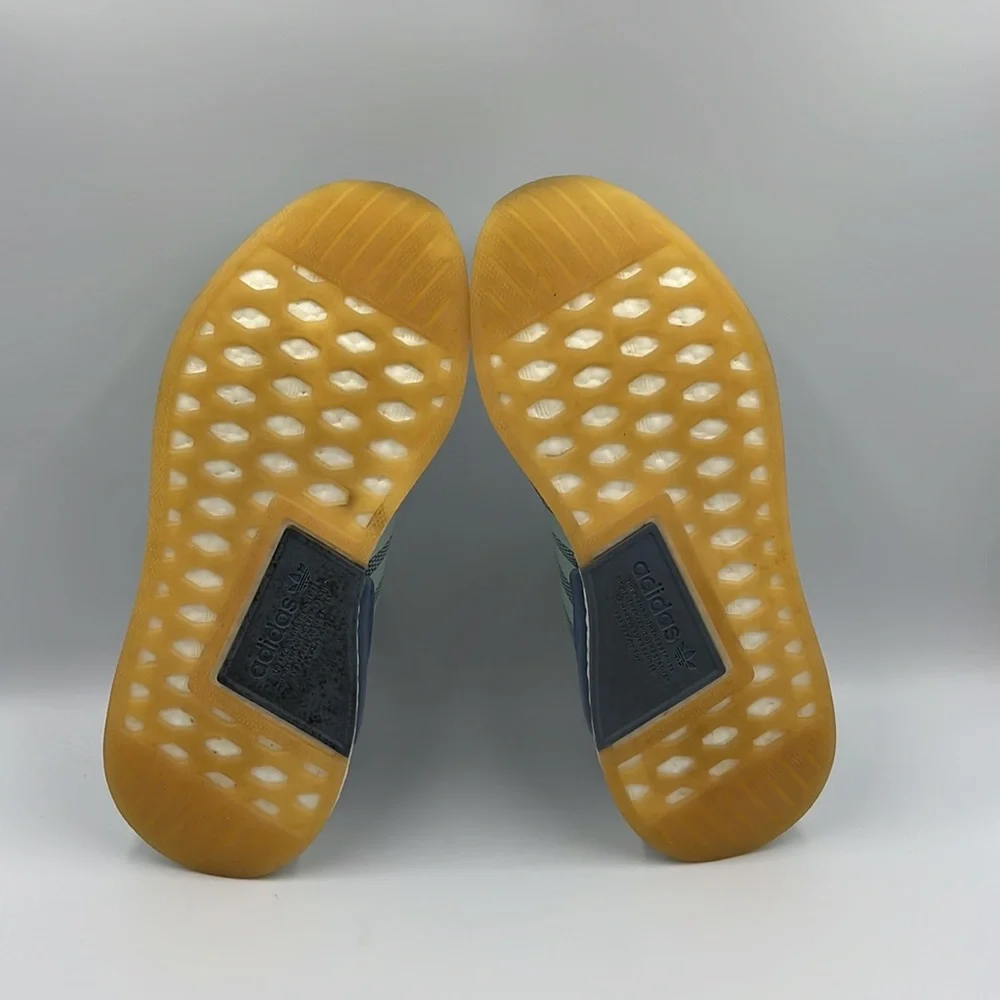 Adidas NMD R2 Running‎ Shoes Women’s Sz 8.5